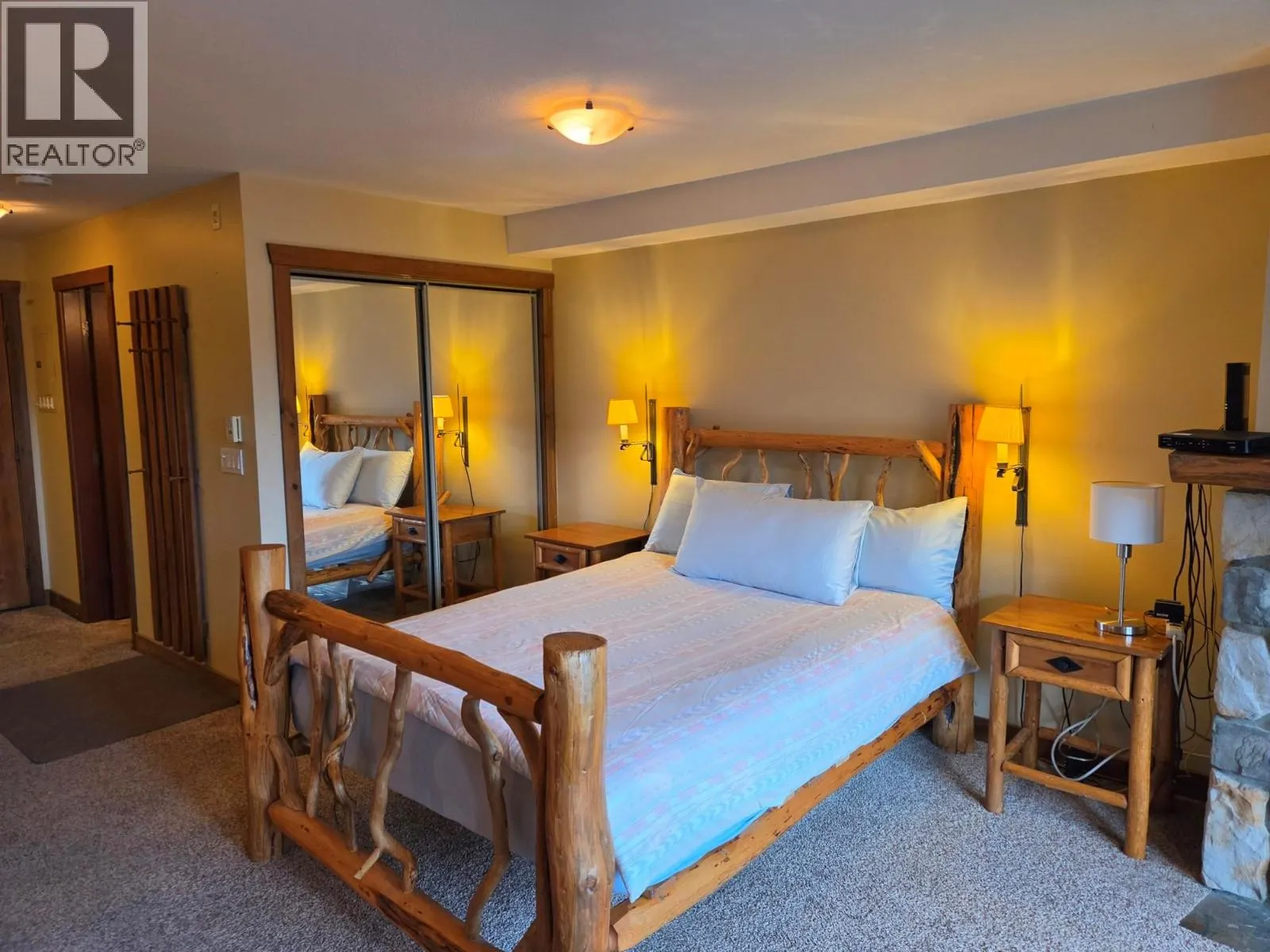 2090 Summit Drive Unit# 419
