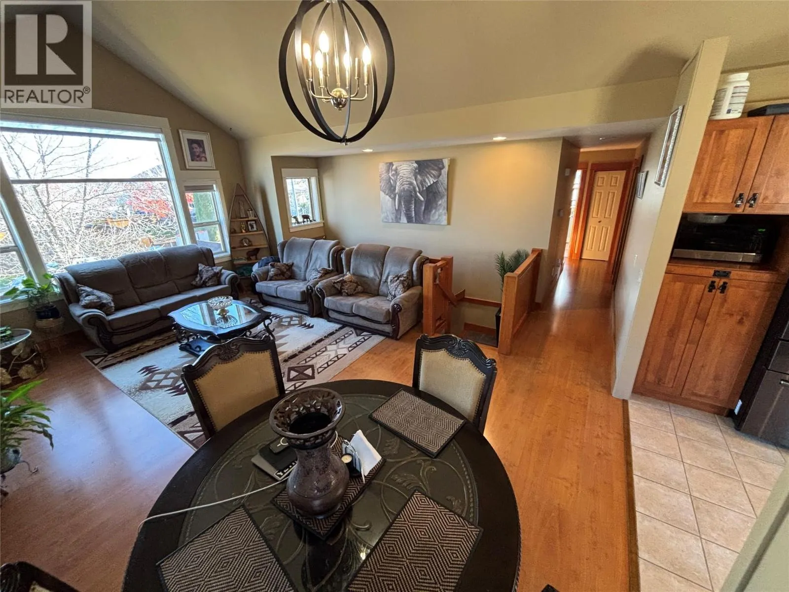 2386 BRAMBLE Lane