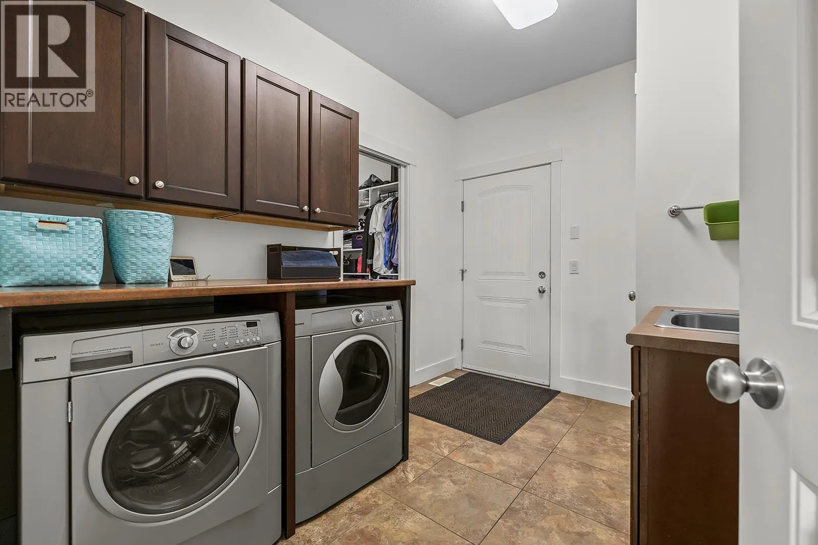 366 Trumpeter Court