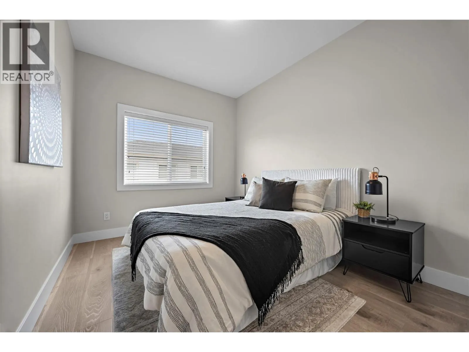 255 Taylor Road Unit# 18