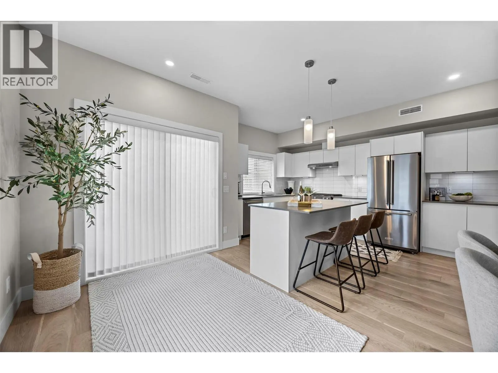 255 Taylor Road Unit# 18