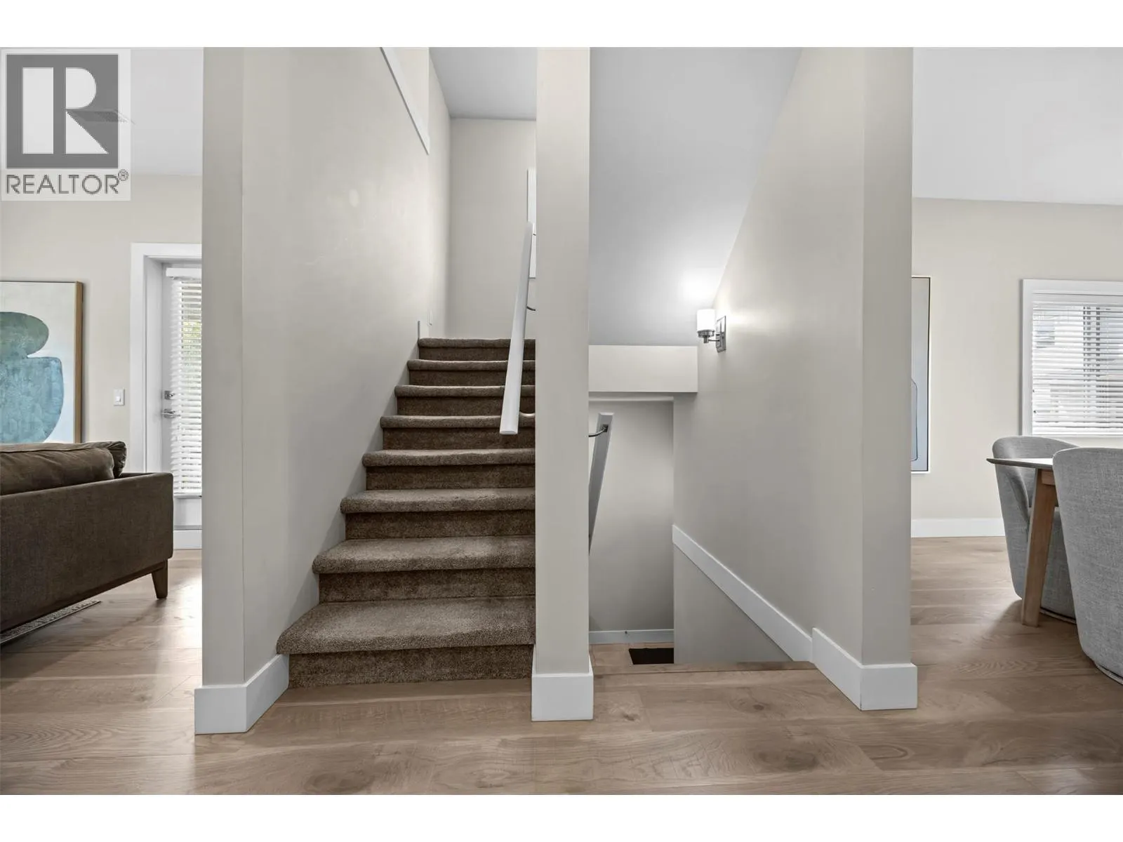 255 Taylor Road Unit# 18