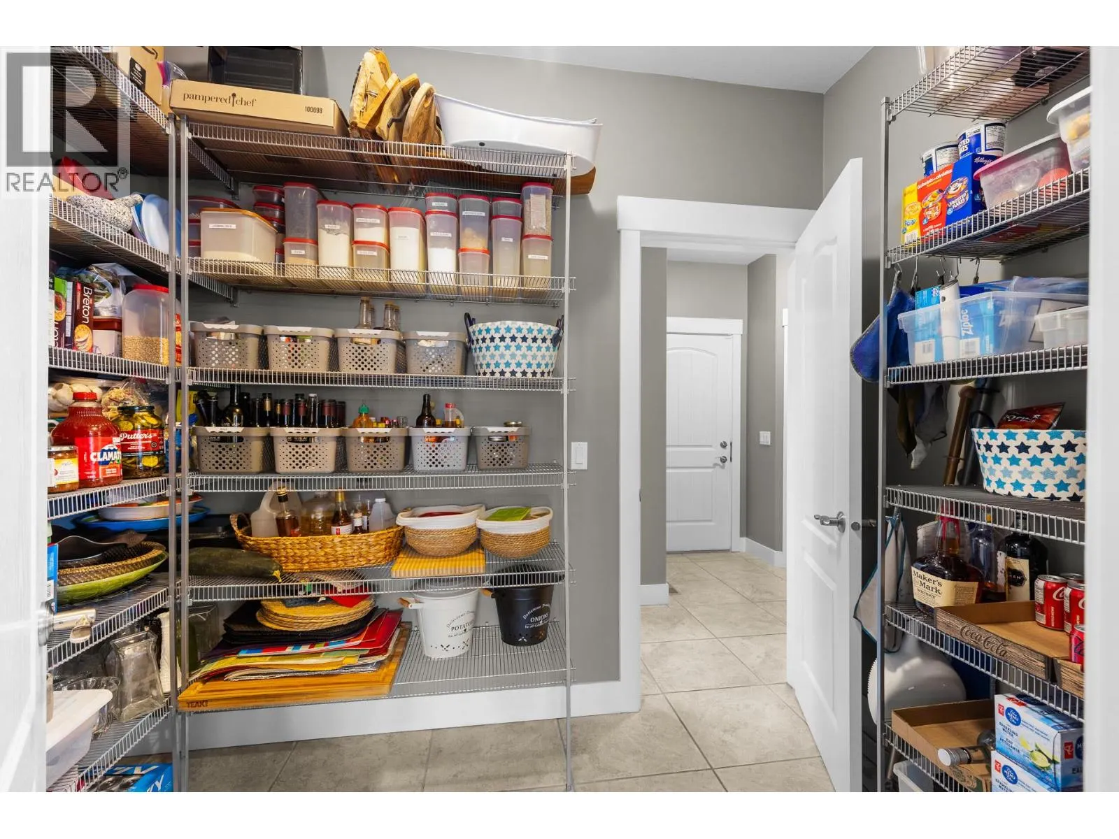 13071 East Ridge Drive