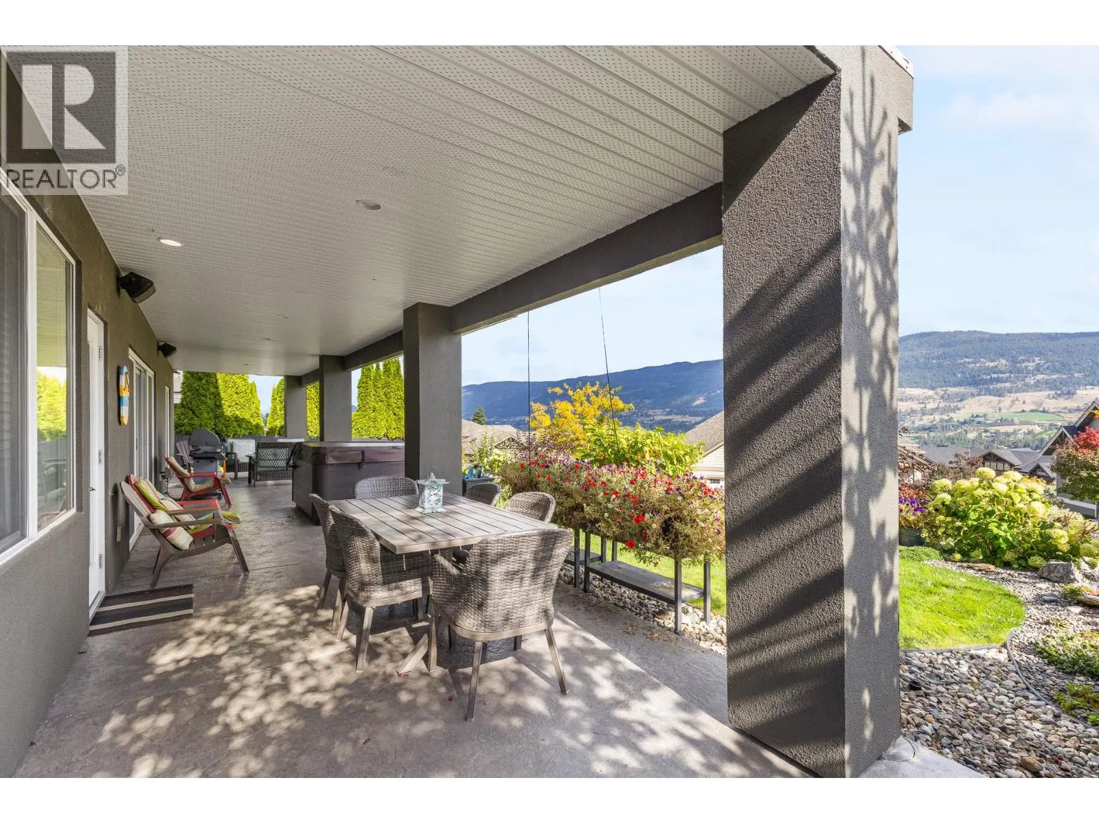 13071 East Ridge Drive