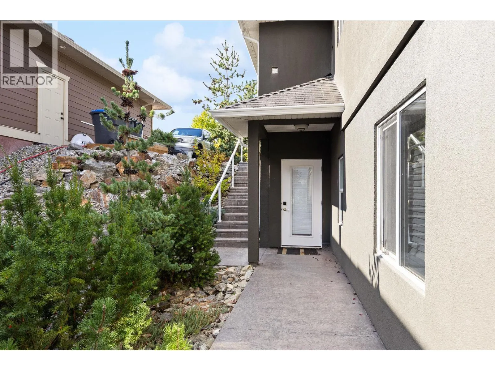 13071 East Ridge Drive