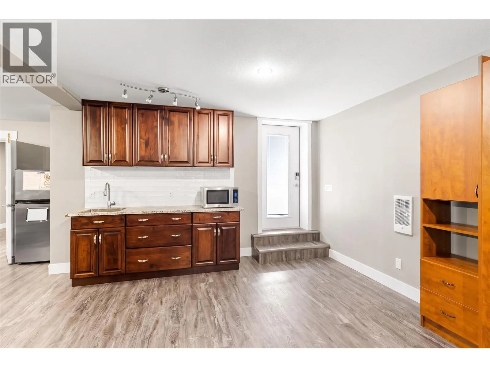 13071 East Ridge Drive
