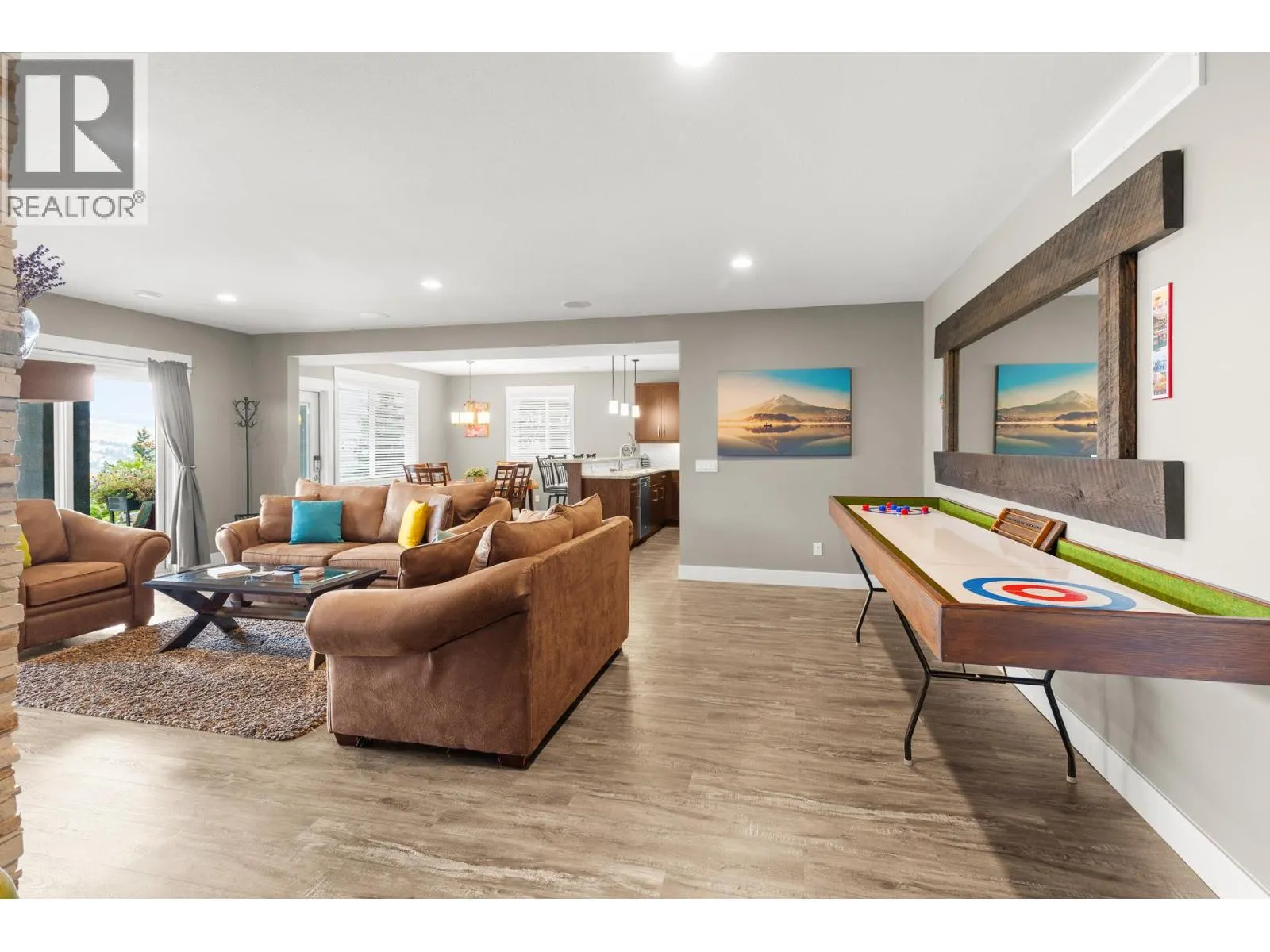 13071 East Ridge Drive