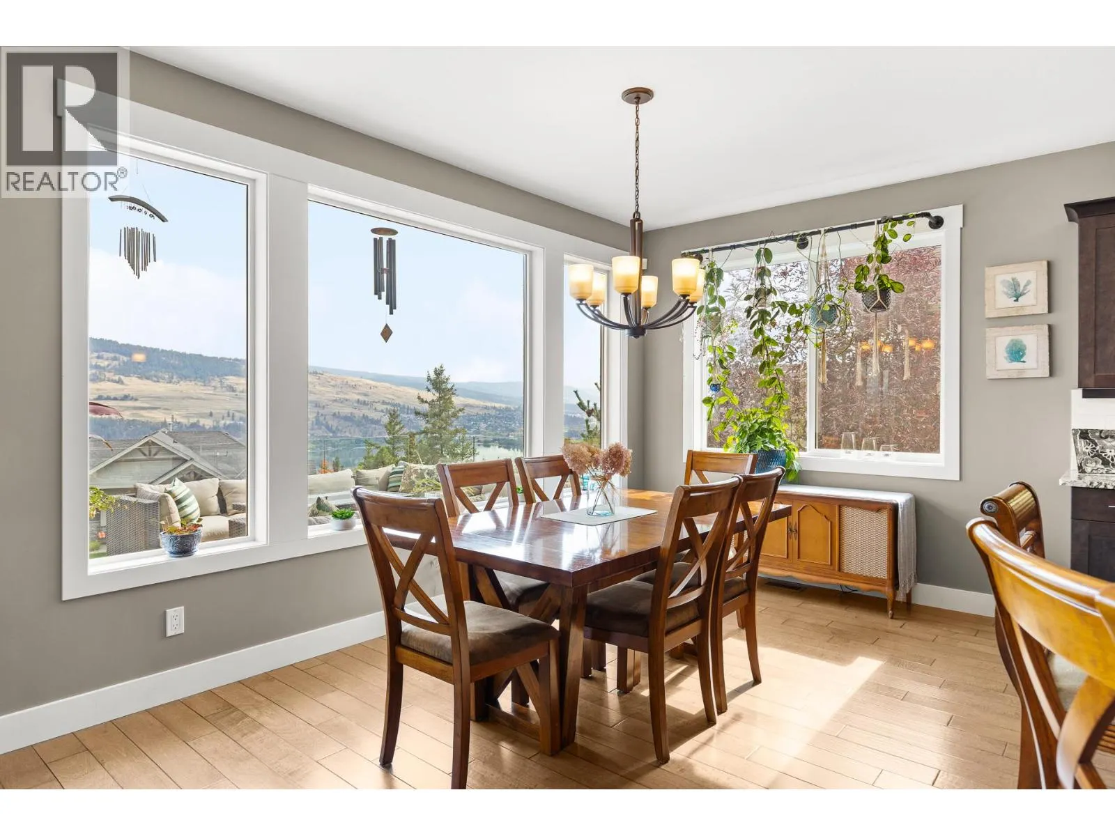 13071 East Ridge Drive