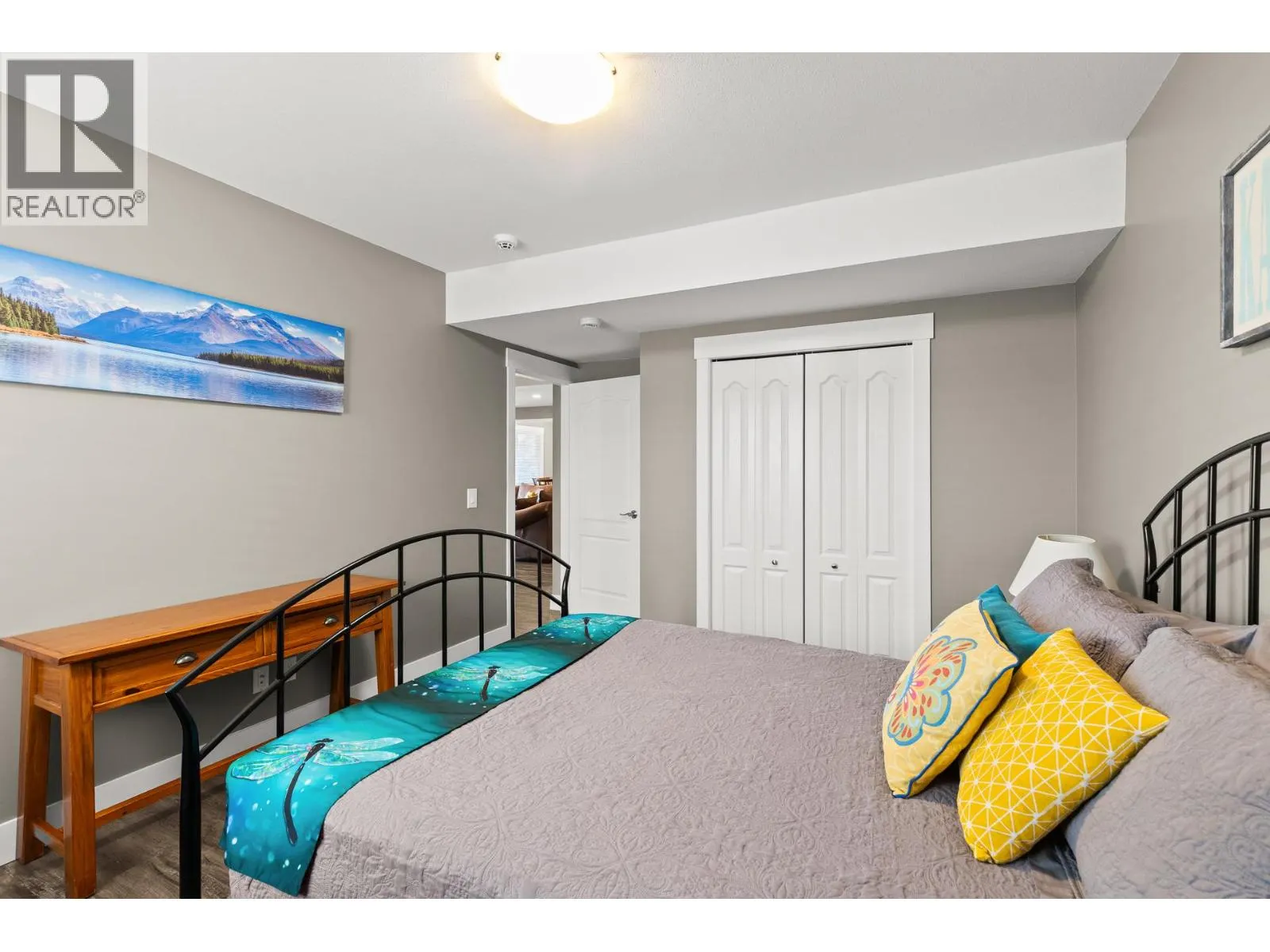 13071 East Ridge Drive