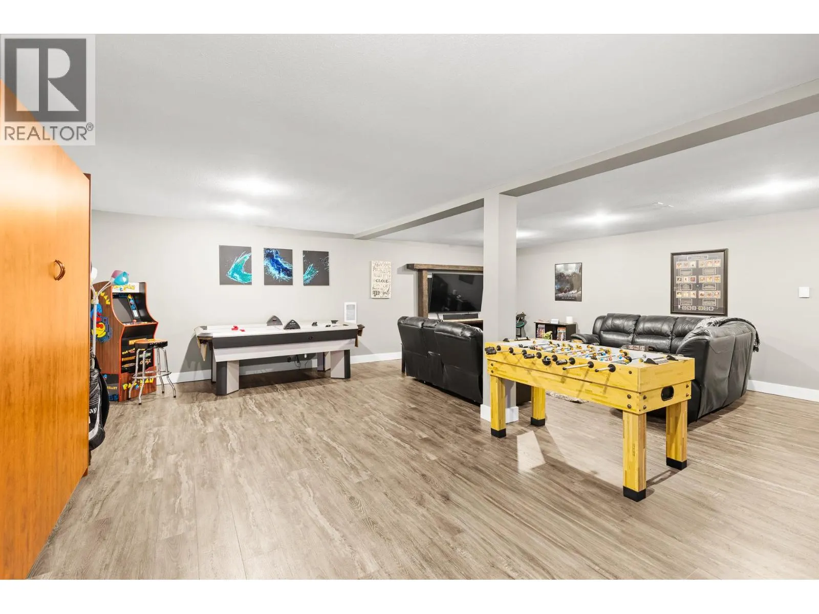 13071 East Ridge Drive