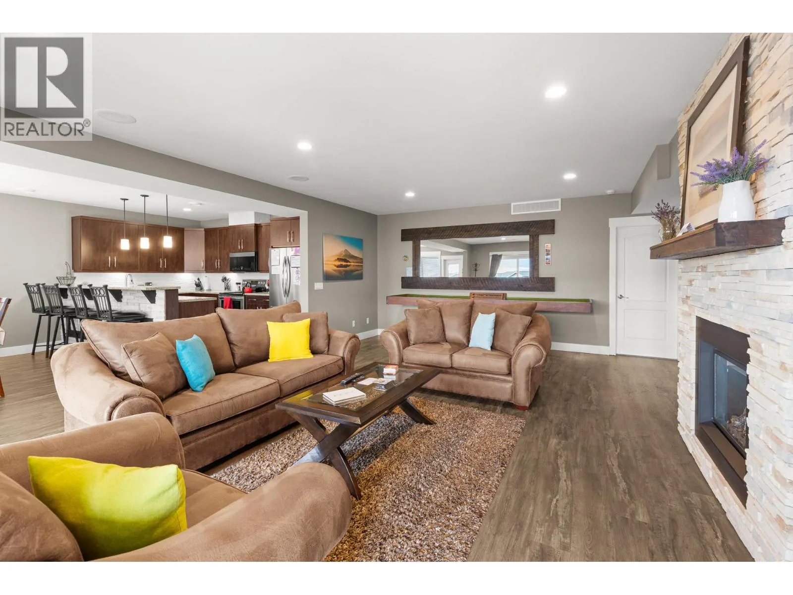 13071 East Ridge Drive