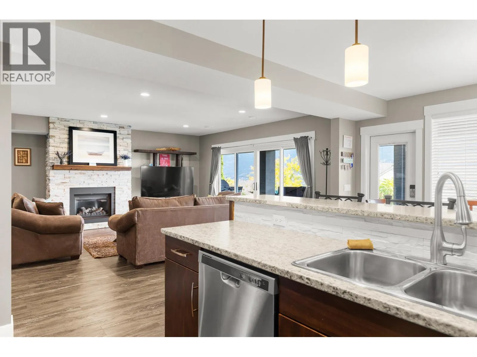 13071 East Ridge Drive