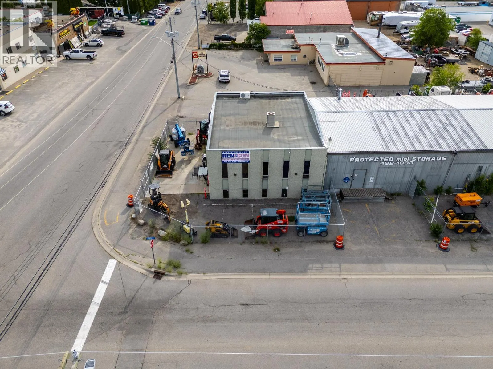 275 Okanagan Avenue E