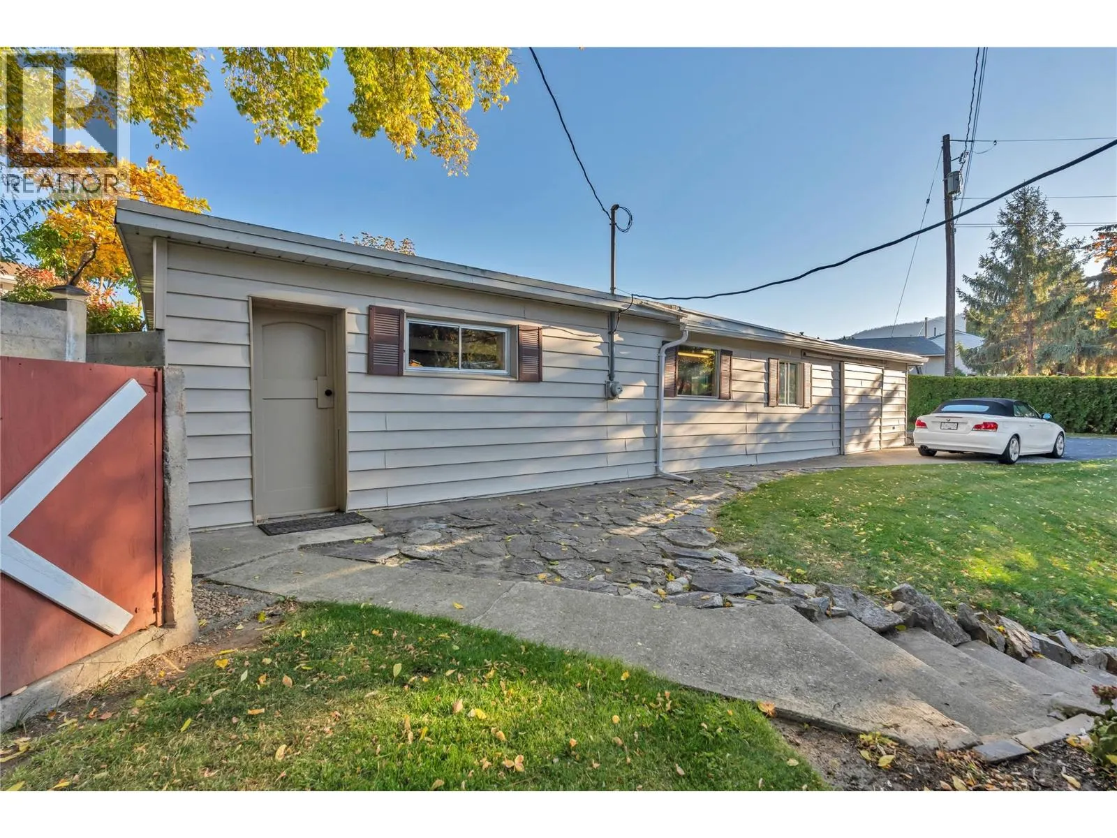 1005 West Bench Drive