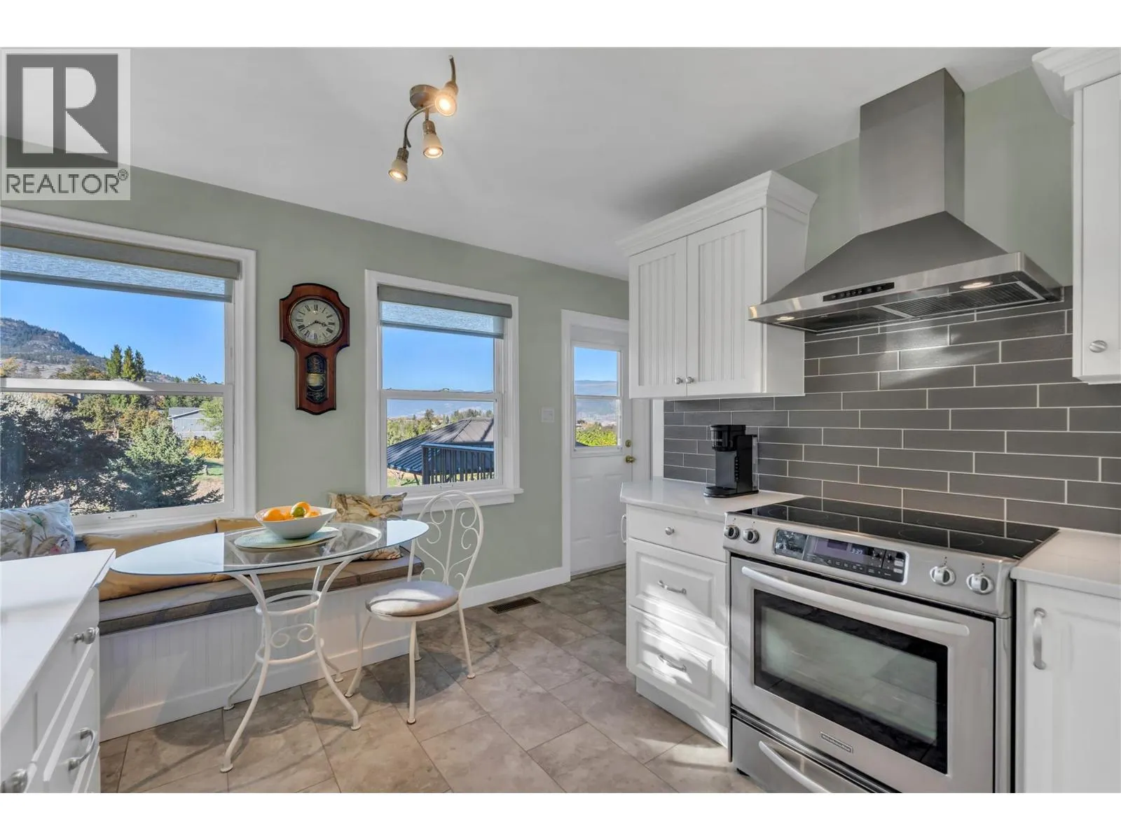 1005 West Bench Drive