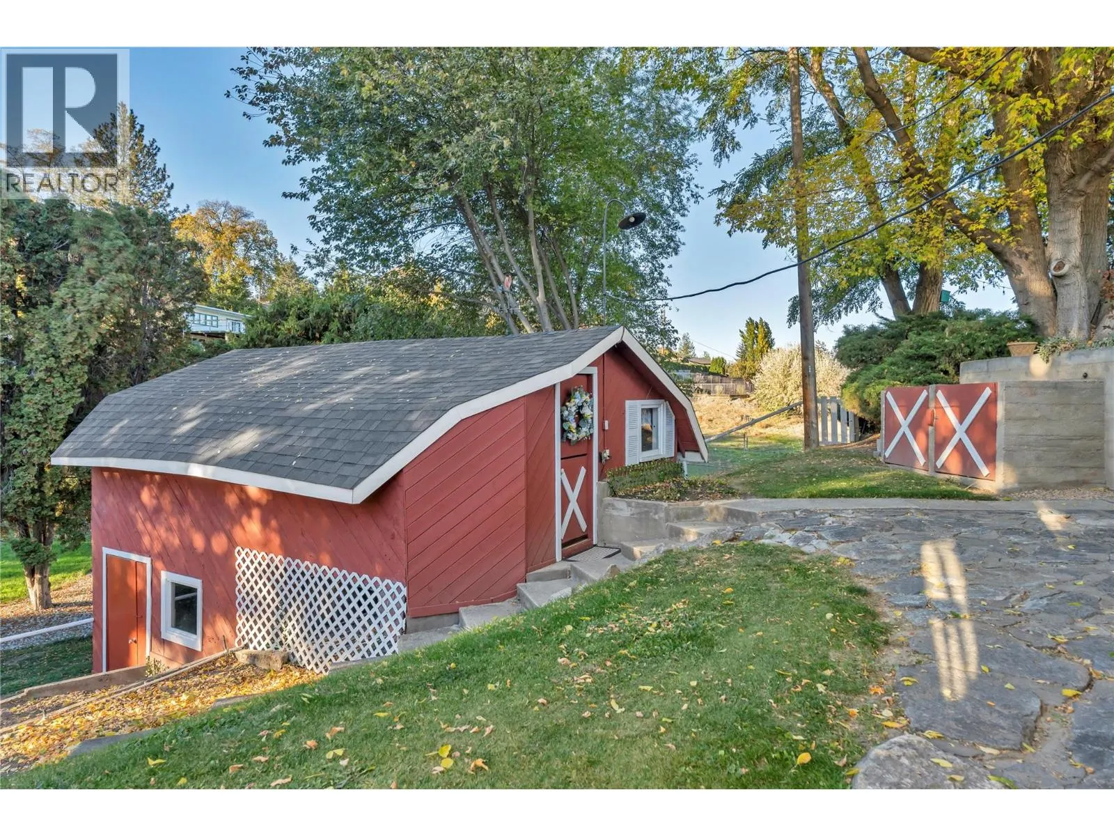 1005 West Bench Drive