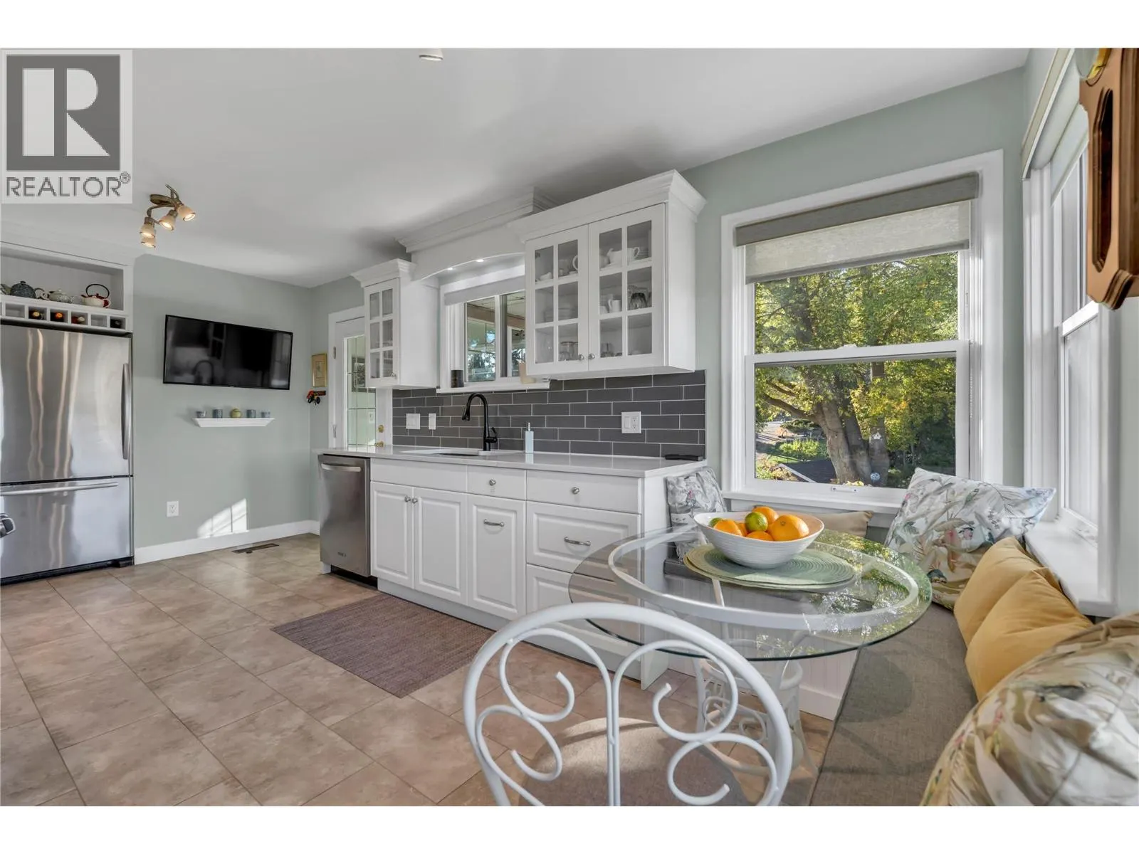 1005 West Bench Drive