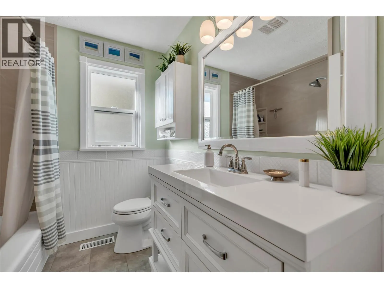 1005 West Bench Drive