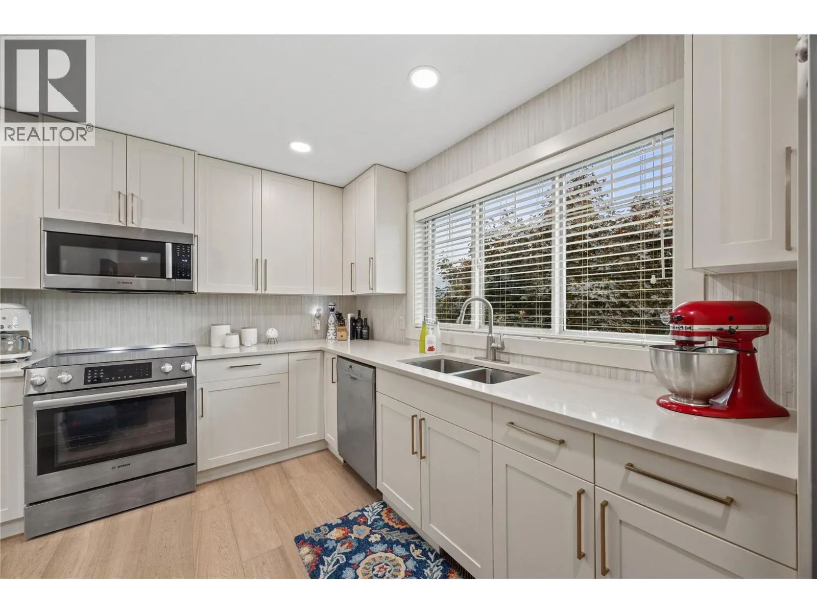 3188 Saddleback Place