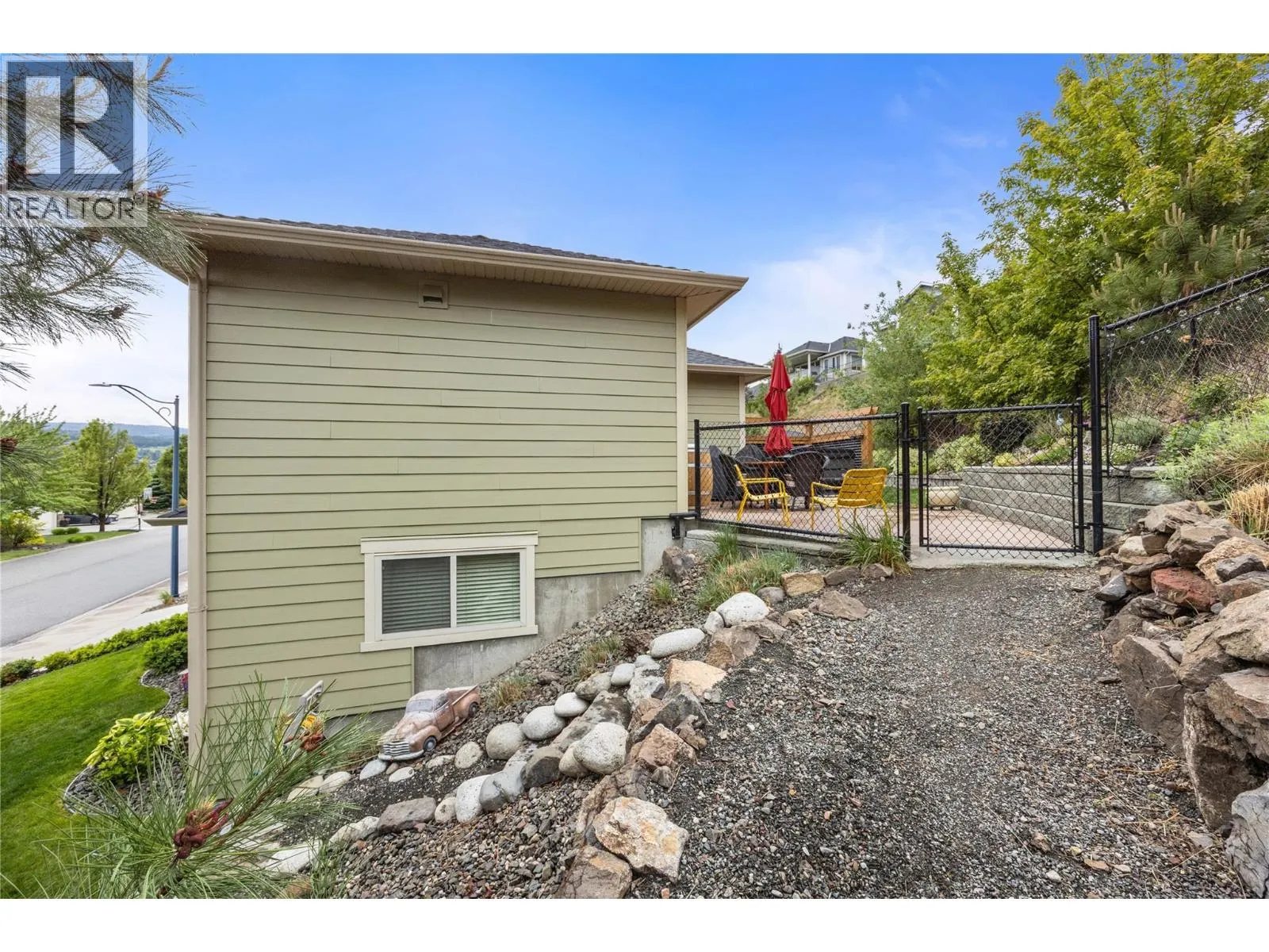 3188 Saddleback Place