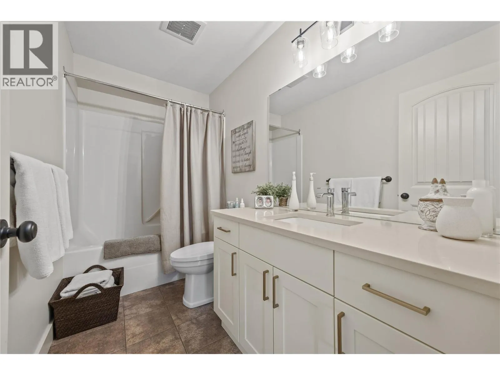 3188 Saddleback Place