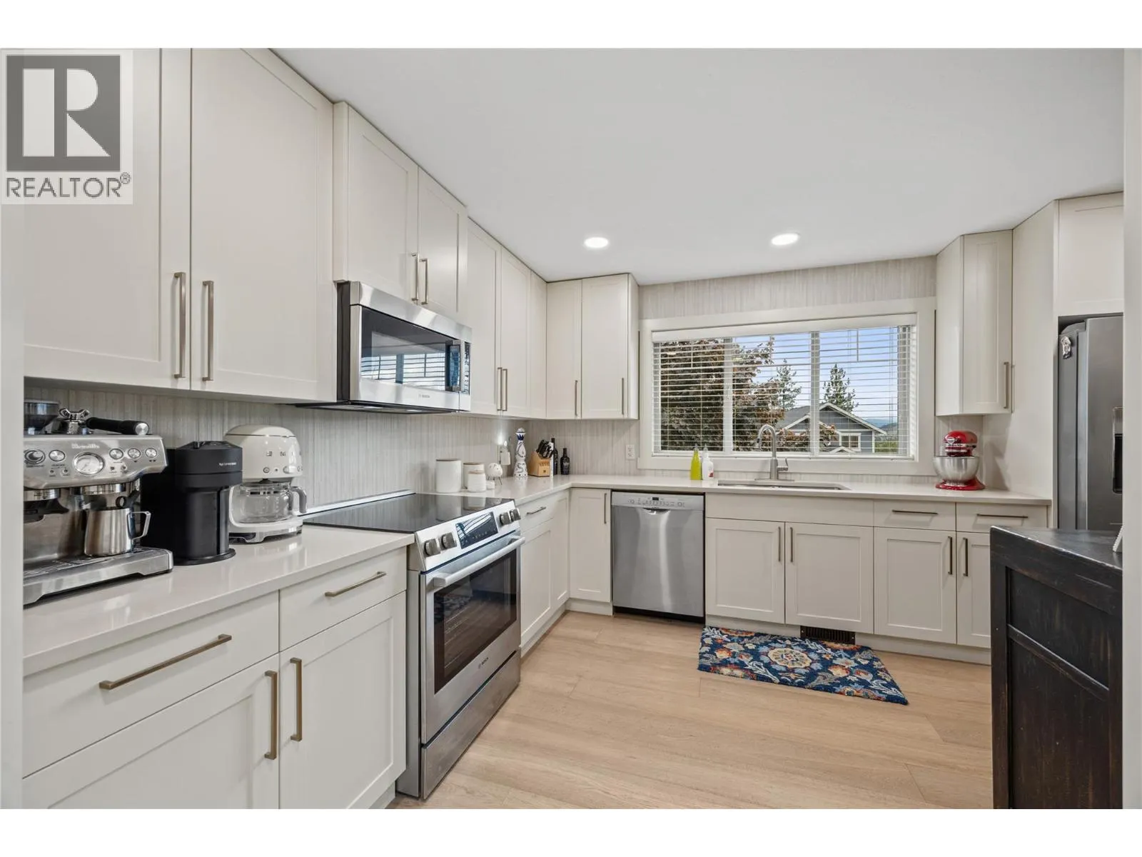 3188 Saddleback Place