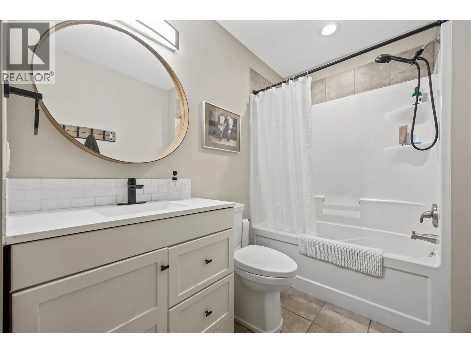3188 Saddleback Place