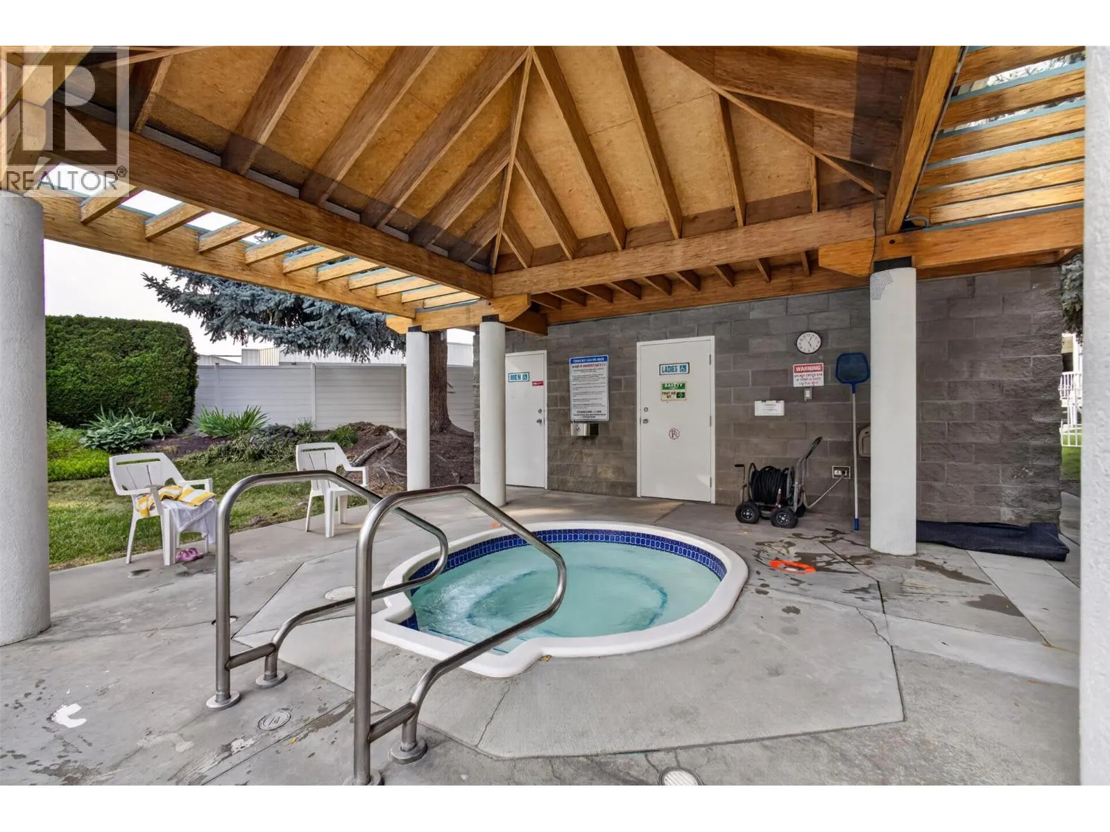 2350 Stillingfleet Road Unit# 205
