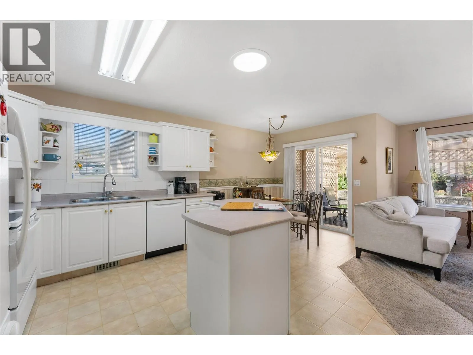 2250 Louie Drive Unit# 141