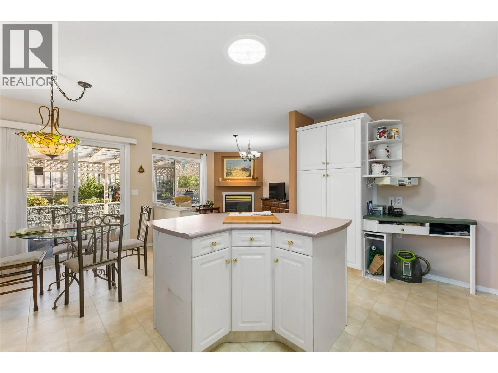 2250 Louie Drive Unit# 141