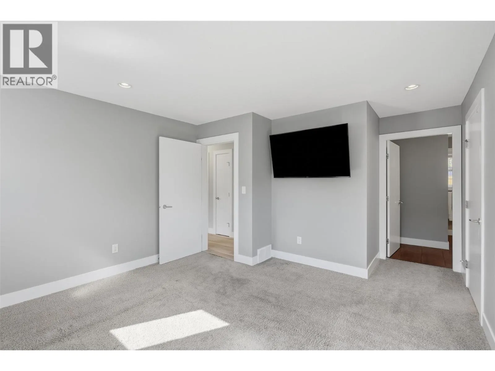 1273 ROCKCRESS Drive