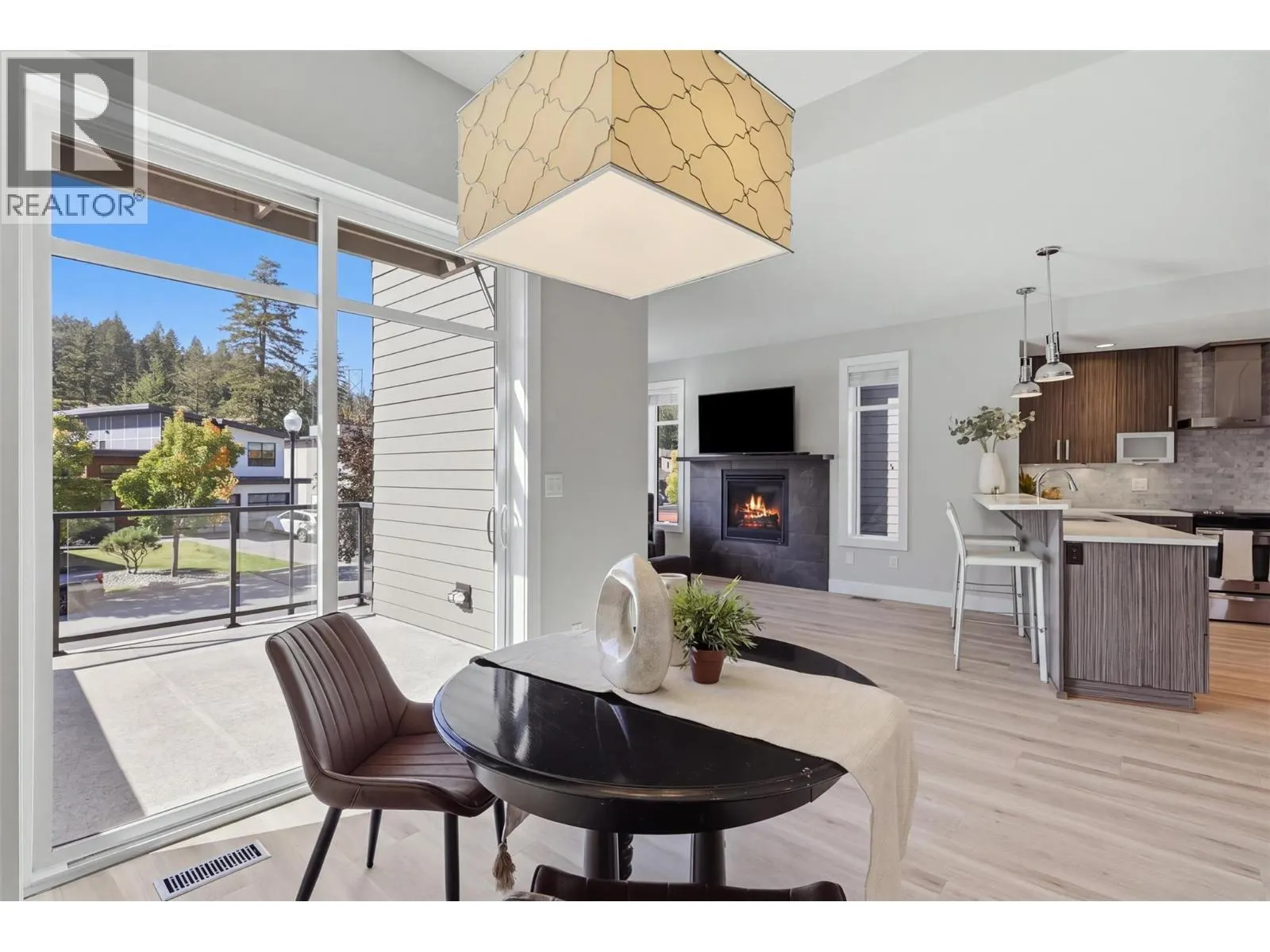 1273 ROCKCRESS Drive
