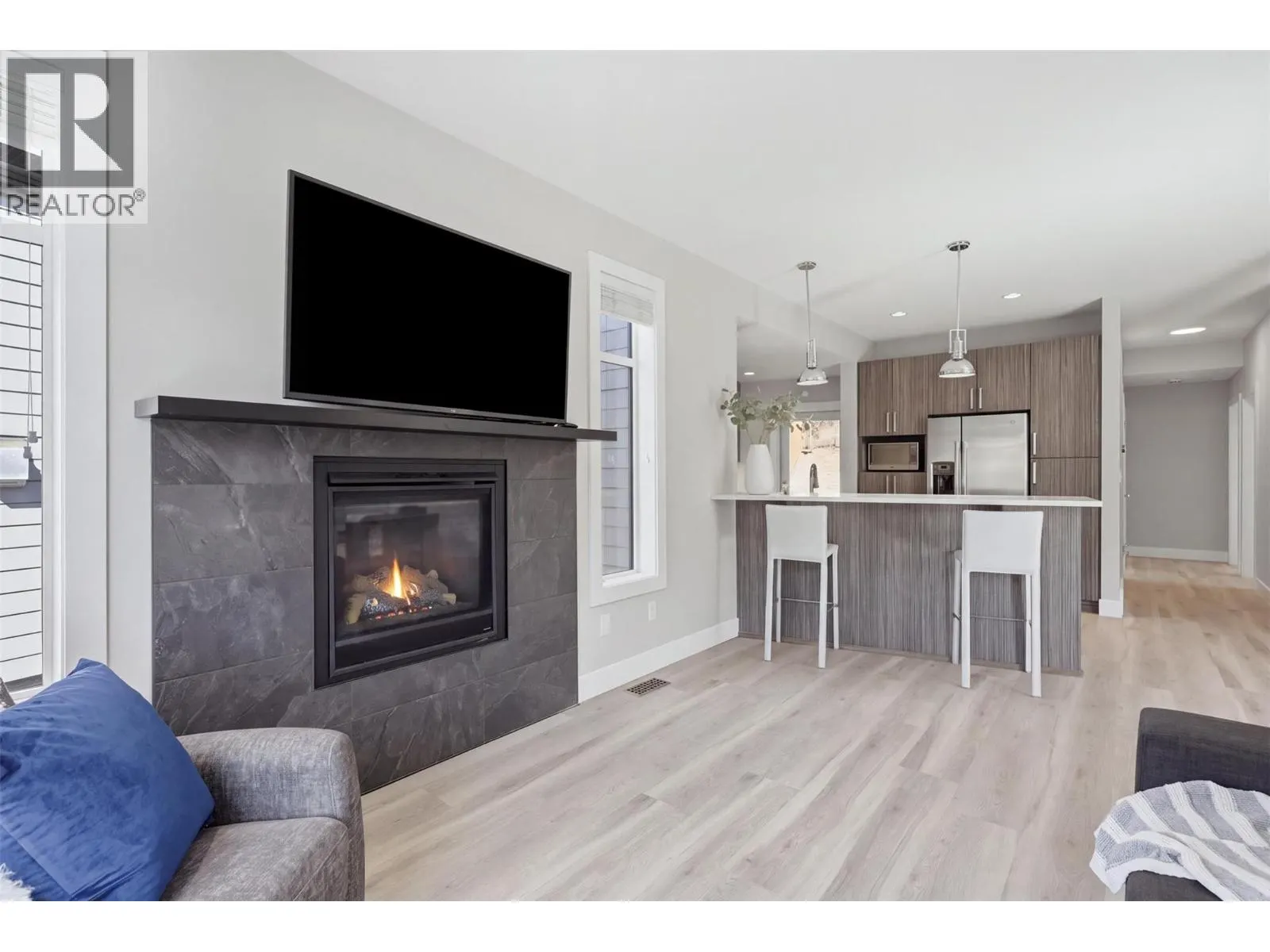 1273 ROCKCRESS Drive