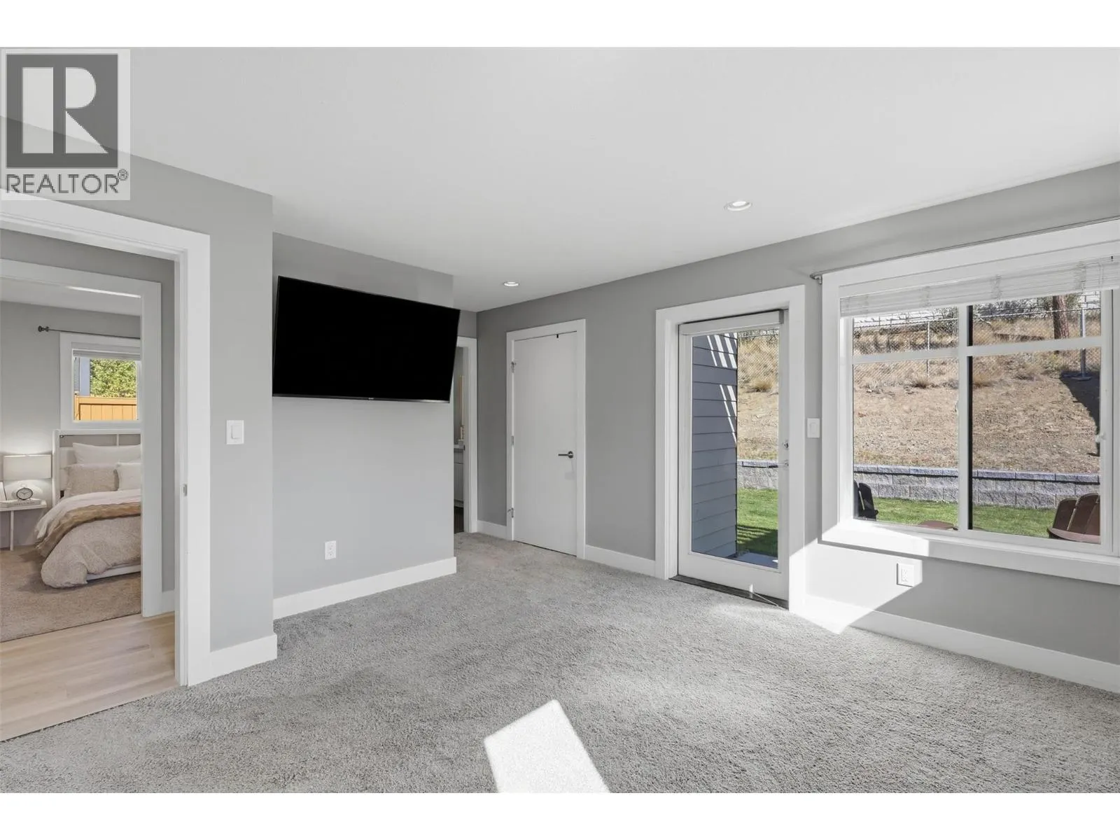 1273 ROCKCRESS Drive