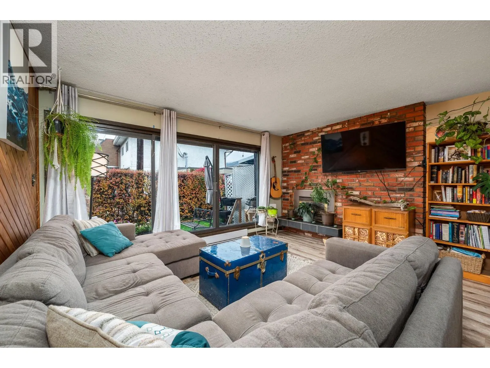4100 24 Avenue Unit# 117