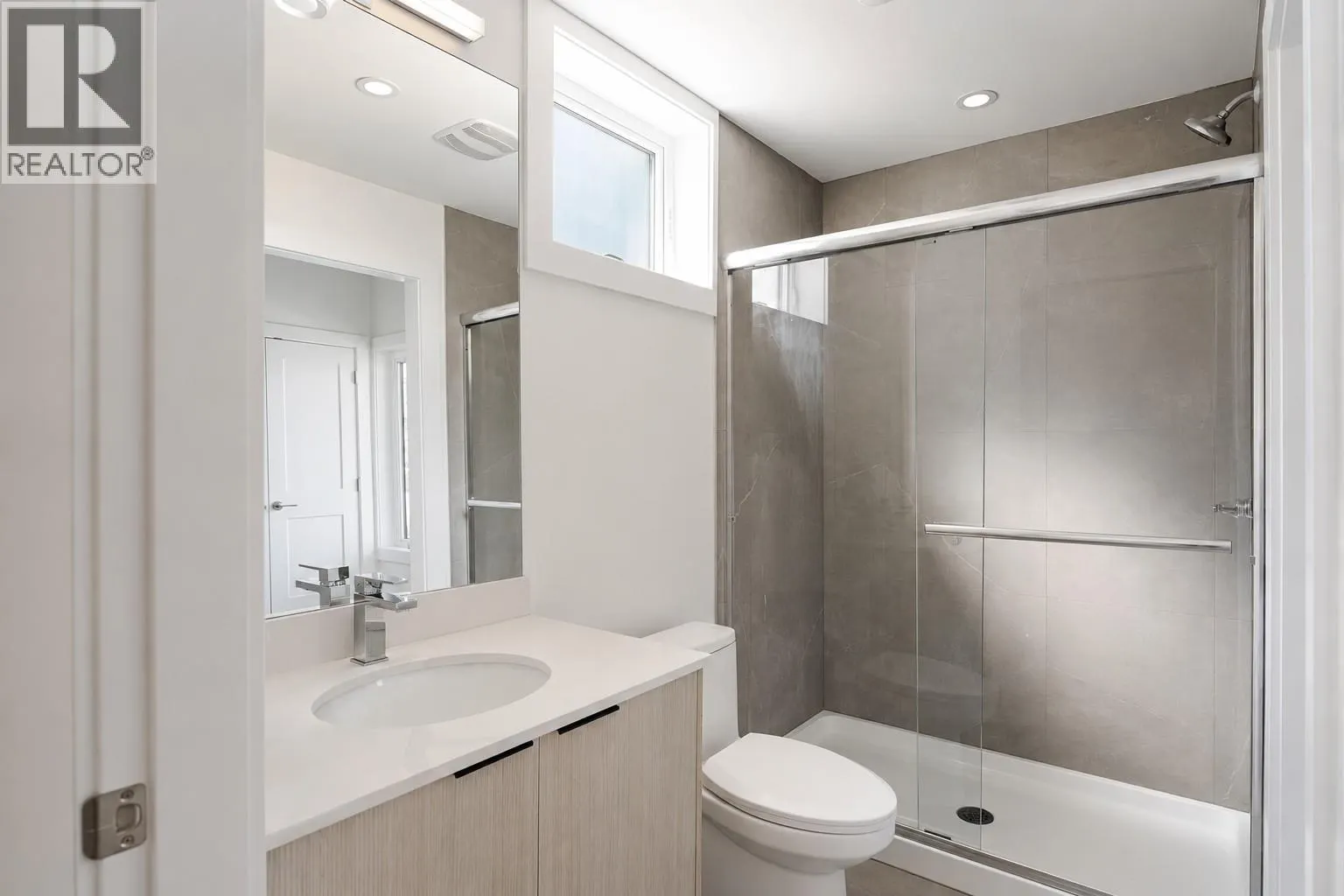 235 Taylor Road Unit# 7