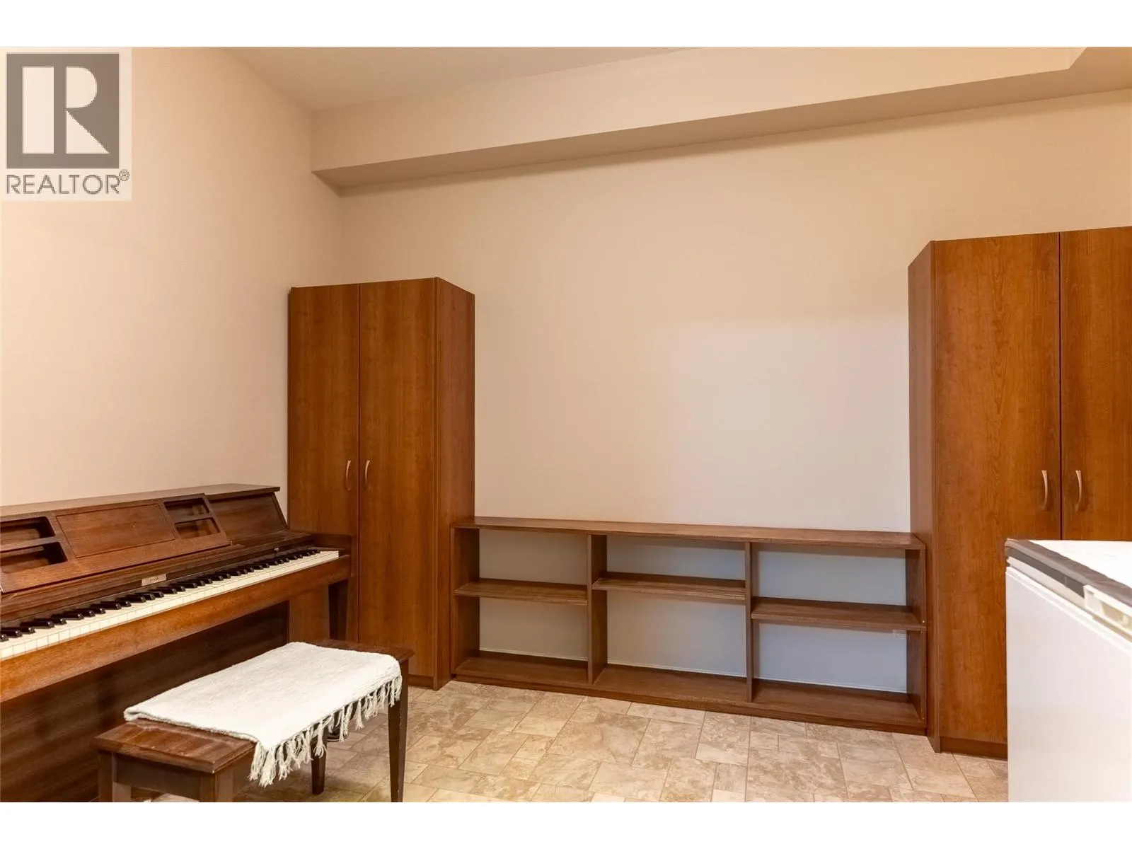 689 Tranquille Road Unit# 230