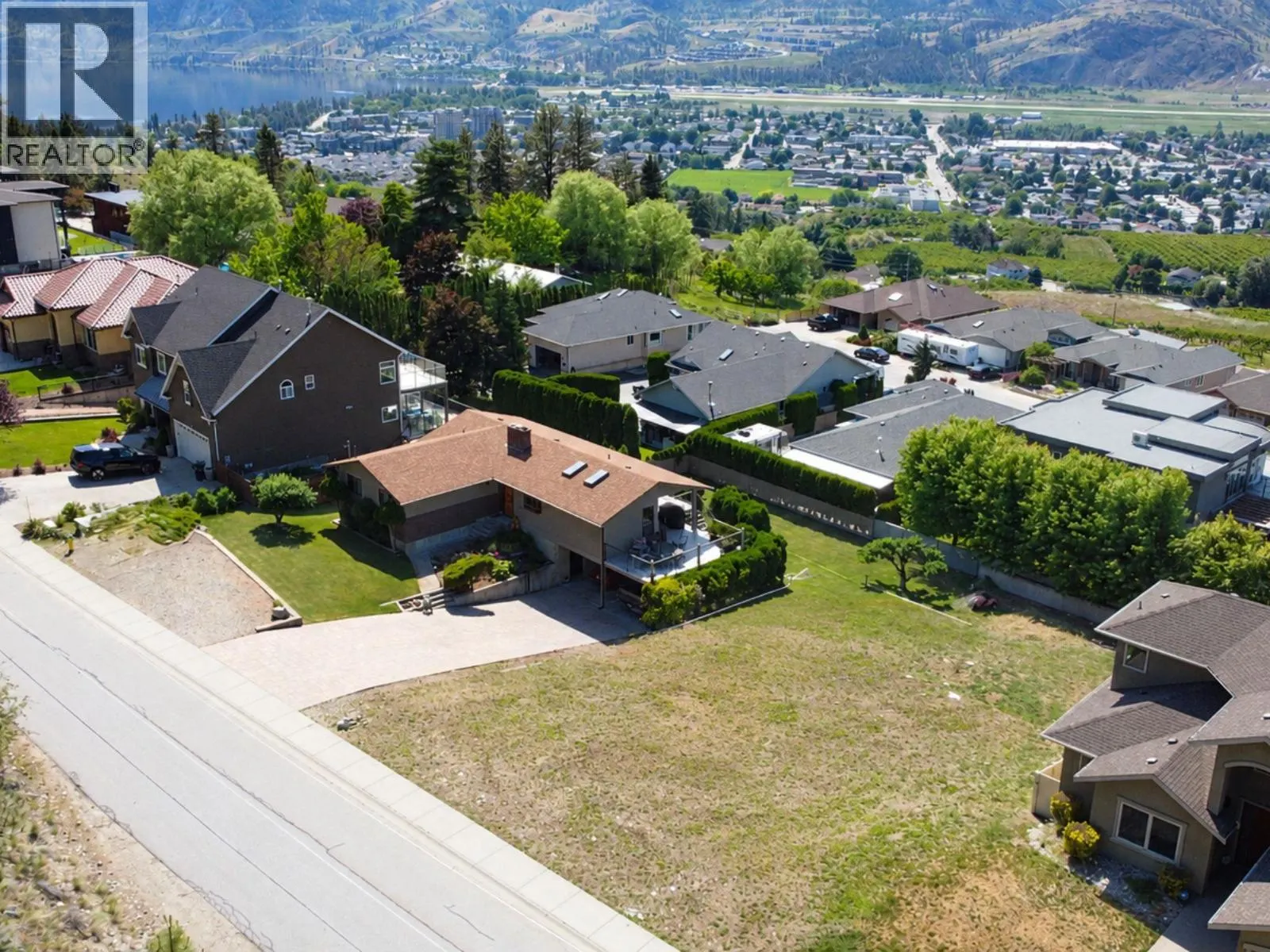 2931 JUNIPER Drive