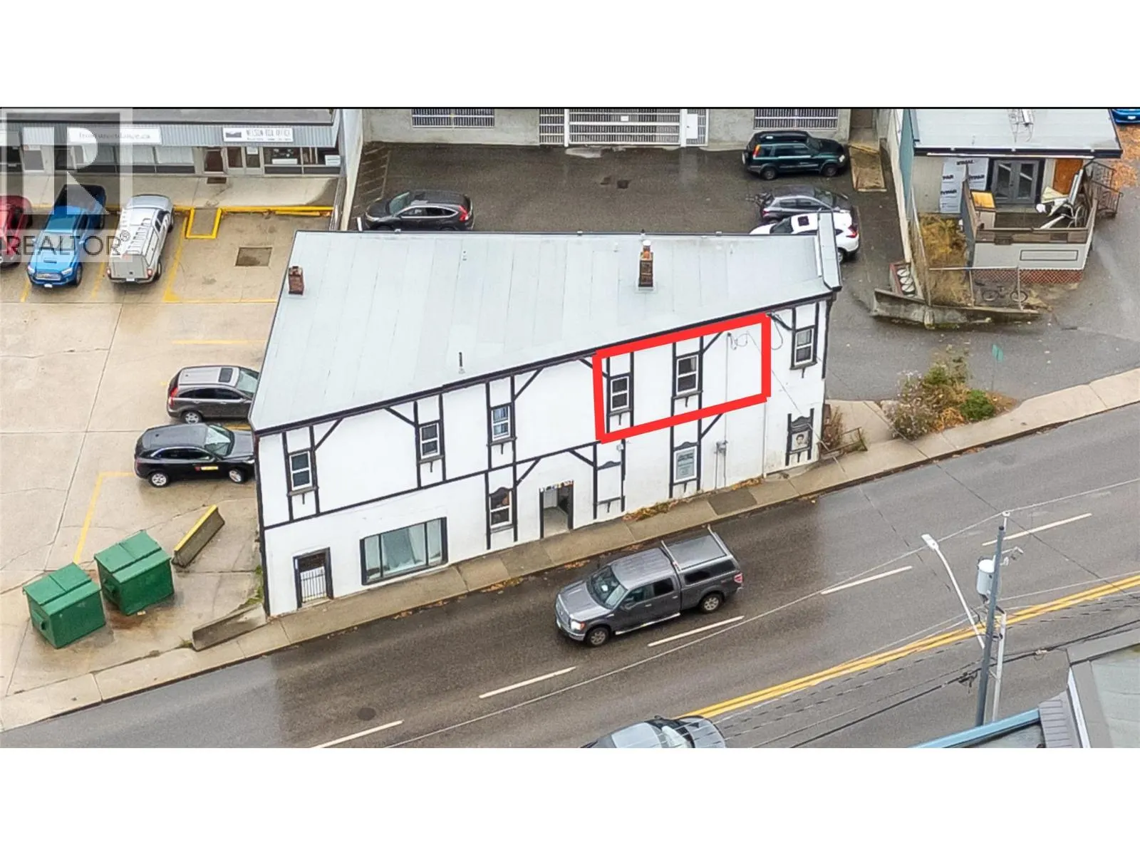606 Front Street