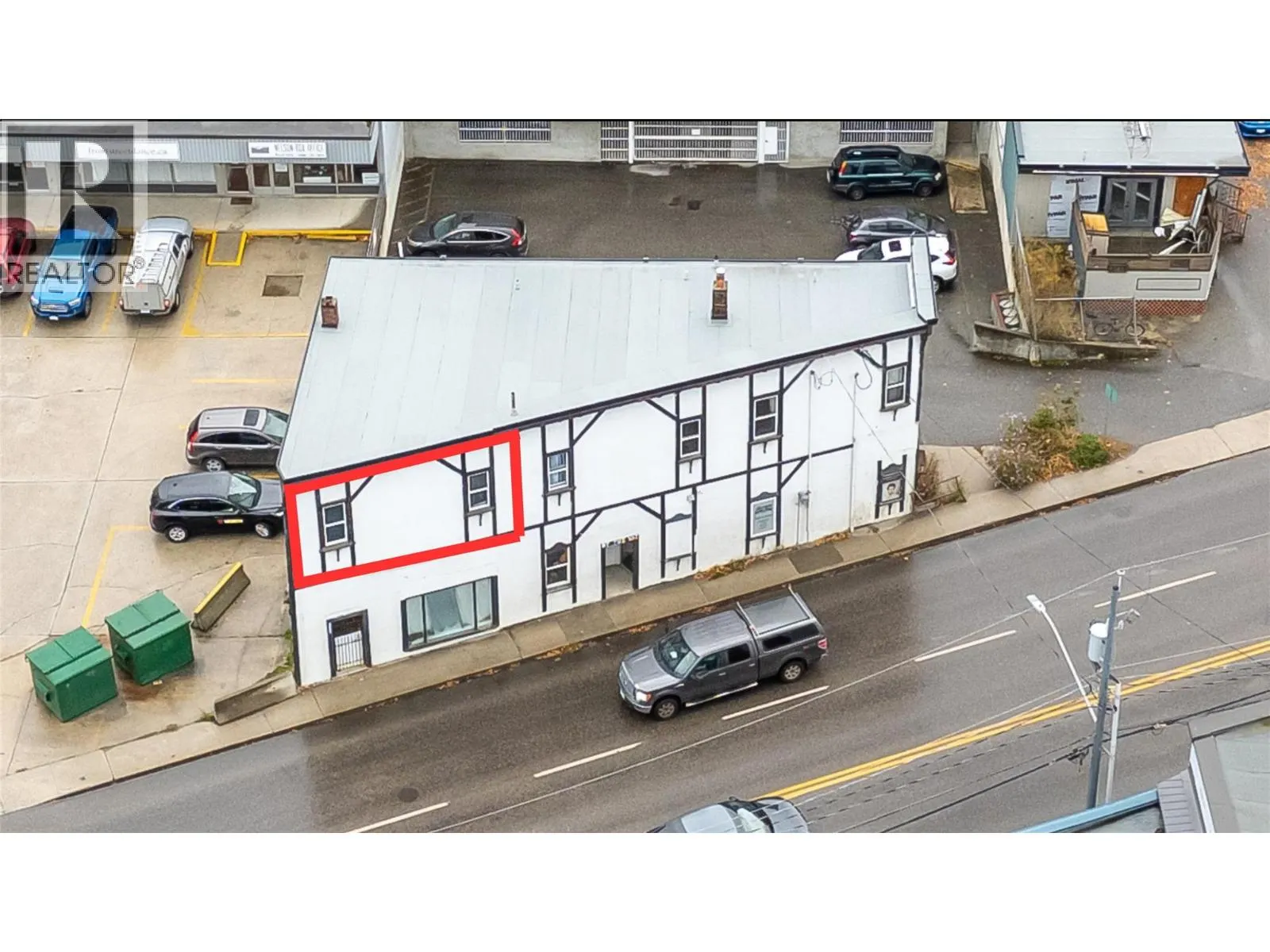 606 Front Street