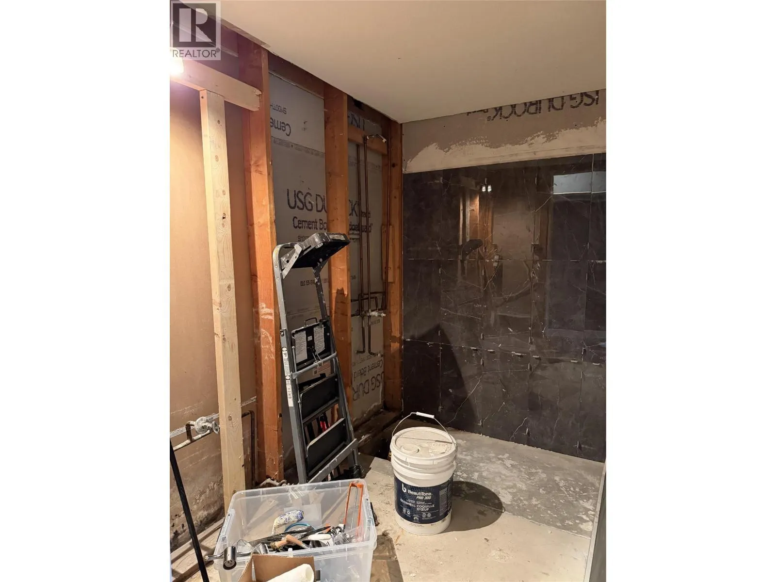 3842 Gordon Drive Unit# 135