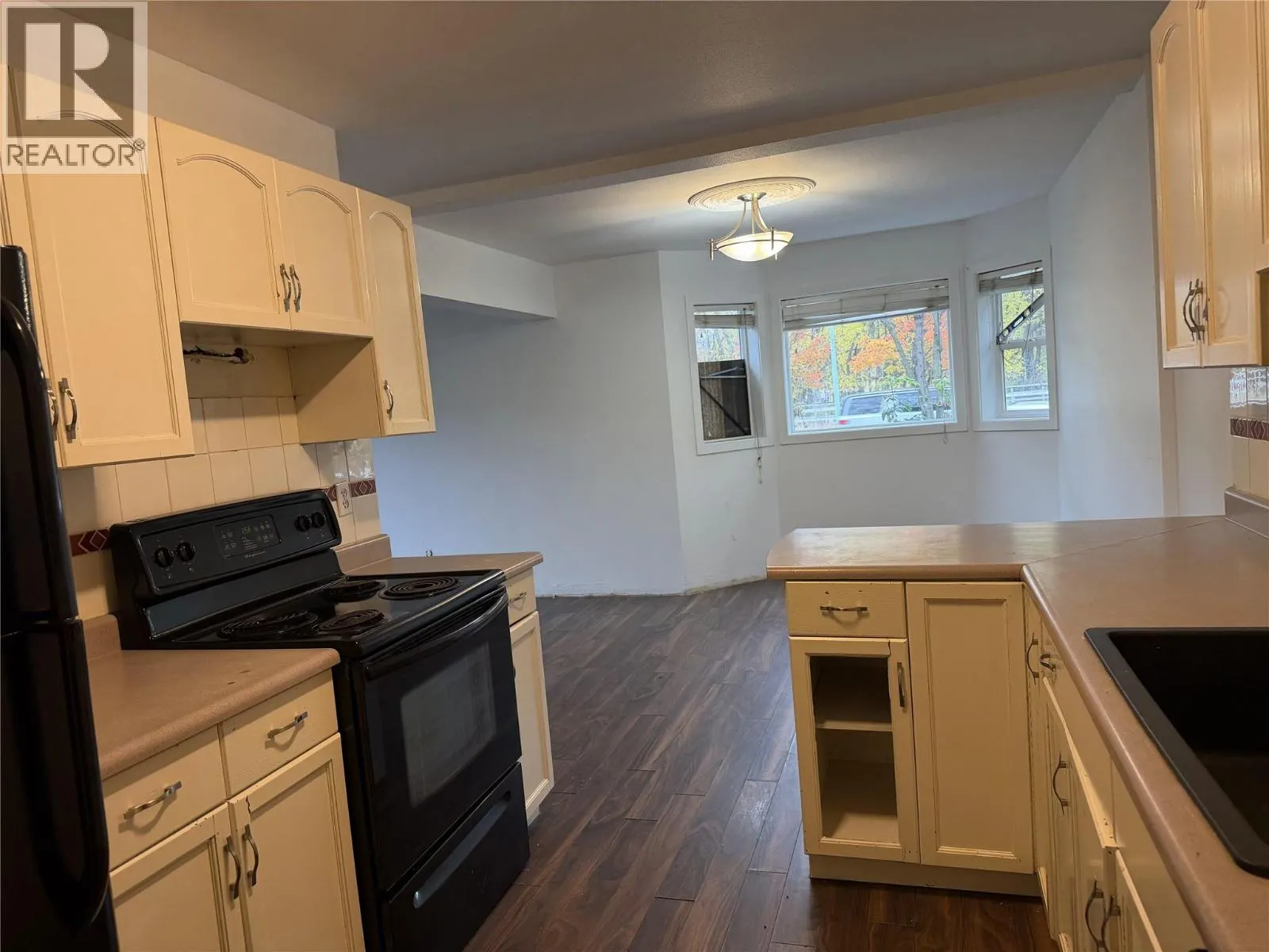 3842 Gordon Drive Unit# 135