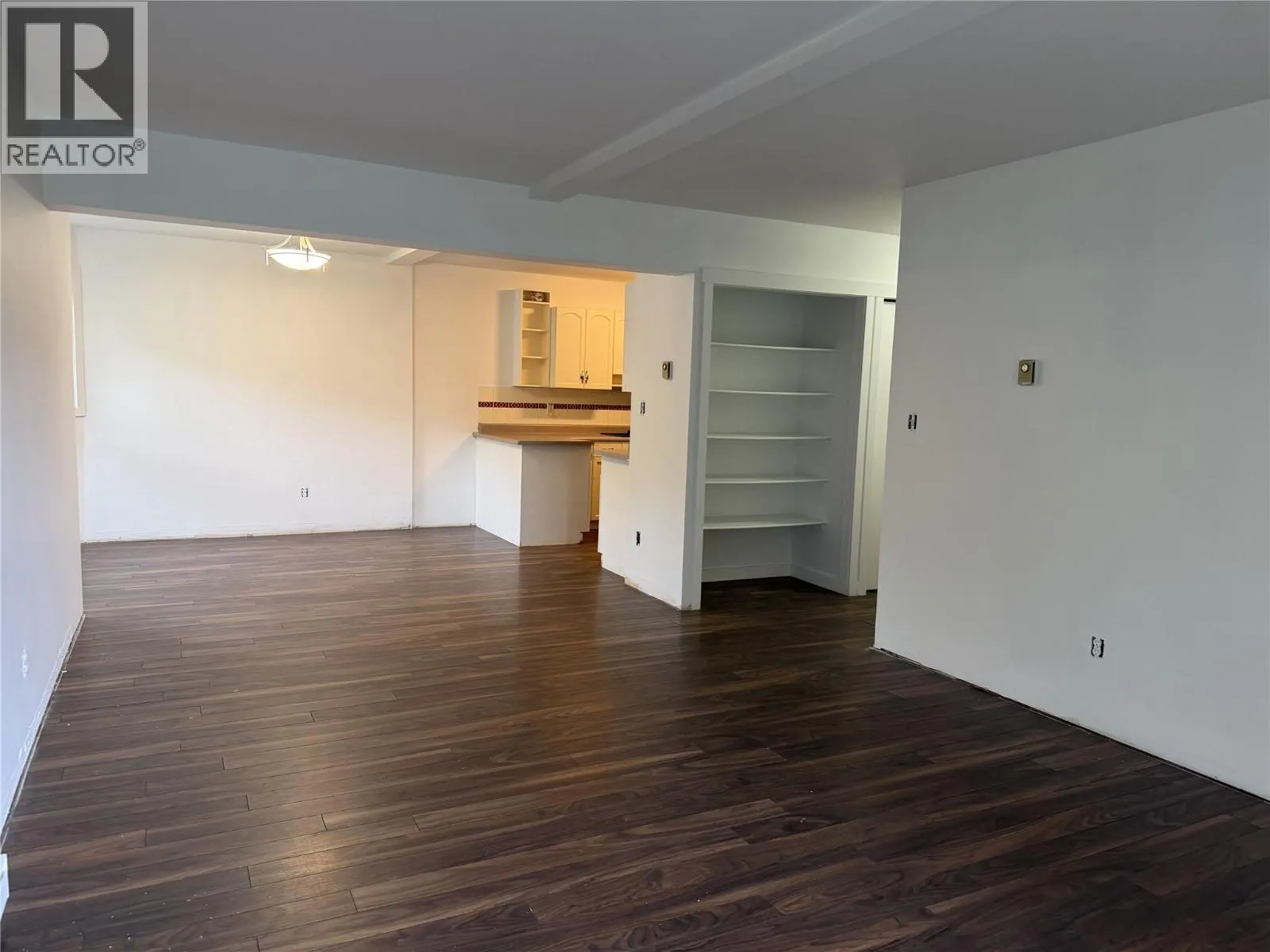 3842 Gordon Drive Unit# 135