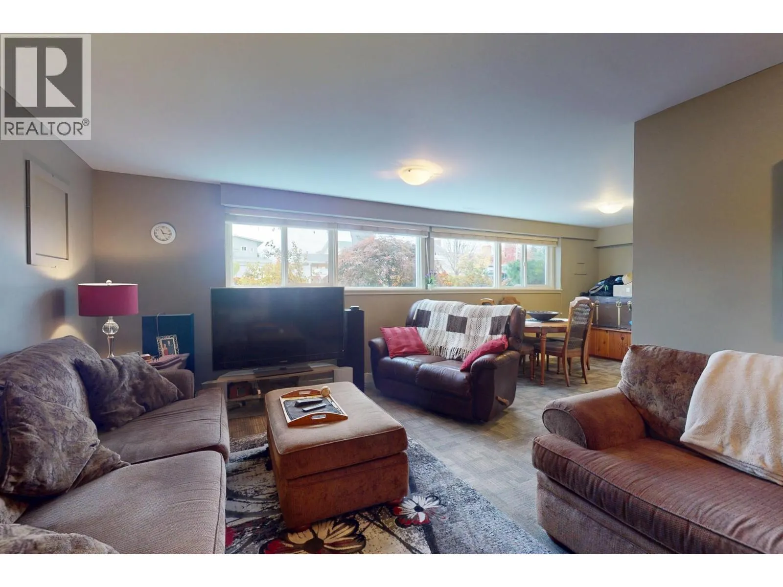 1383 Lombardy Square