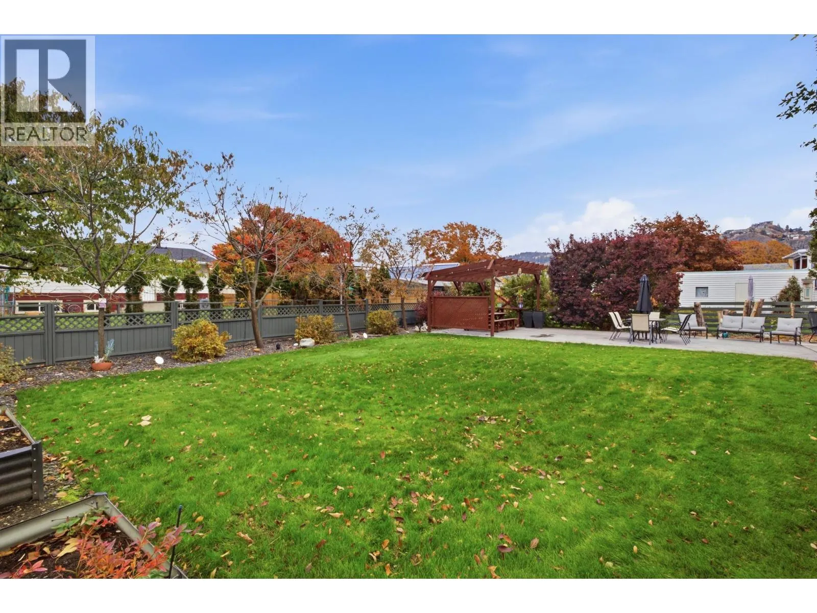 1383 Lombardy Square