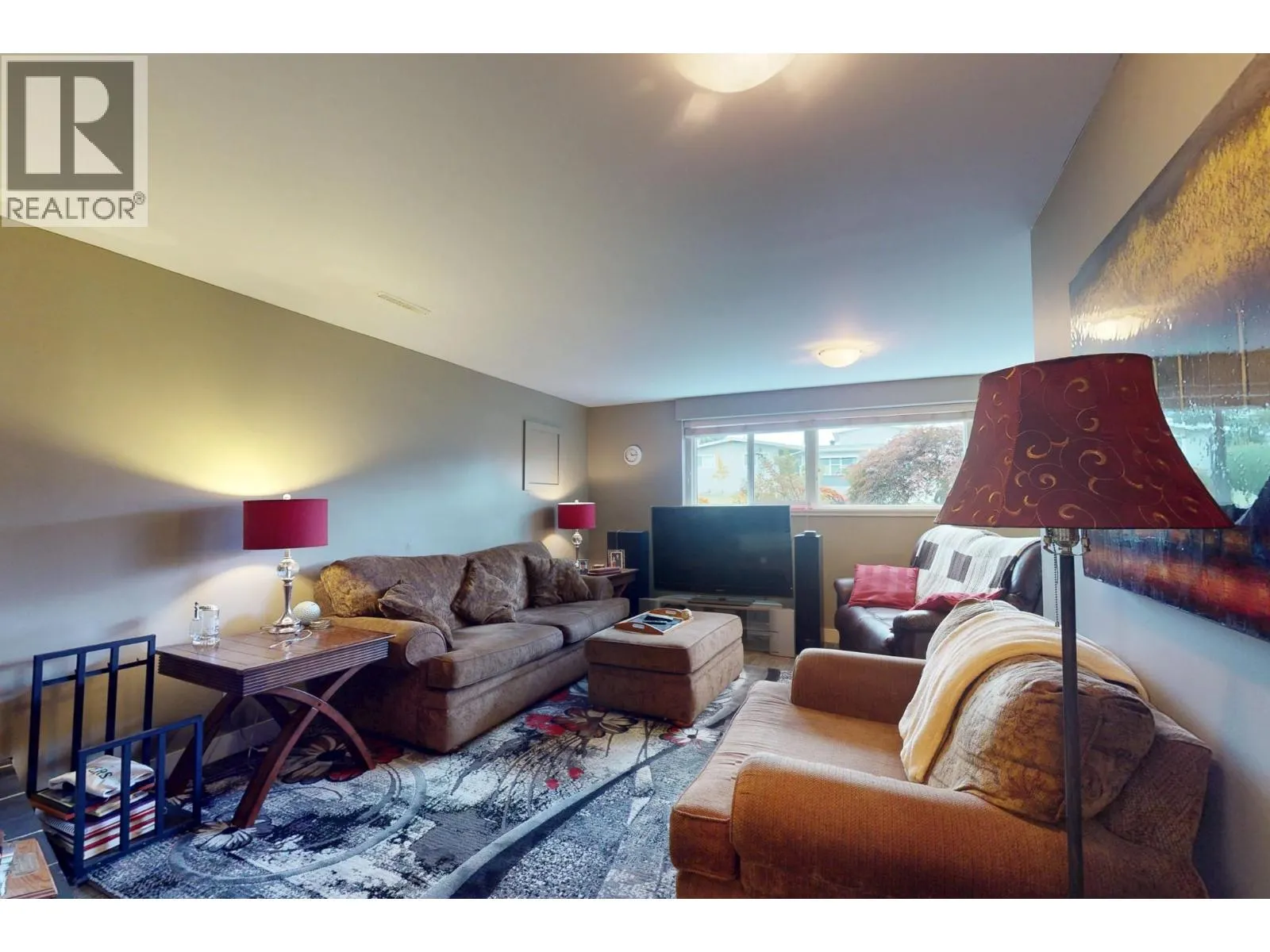 1383 Lombardy Square