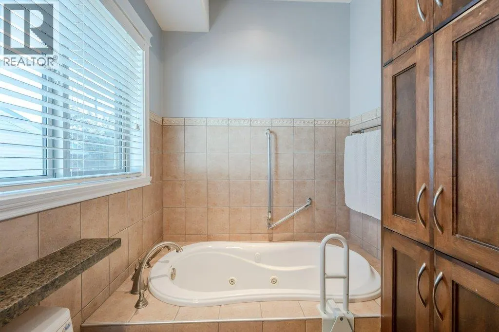 1124 Fairview Road