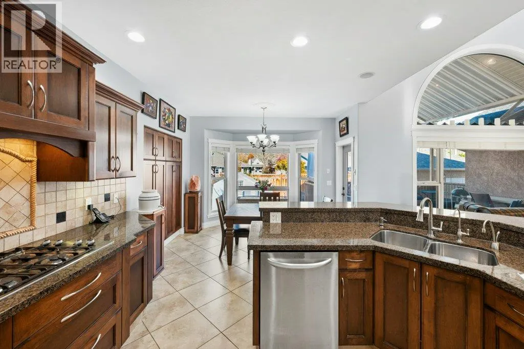 1124 Fairview Road