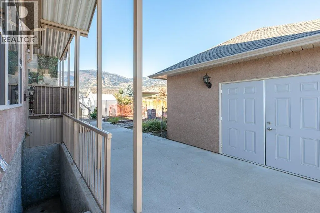 1124 Fairview Road
