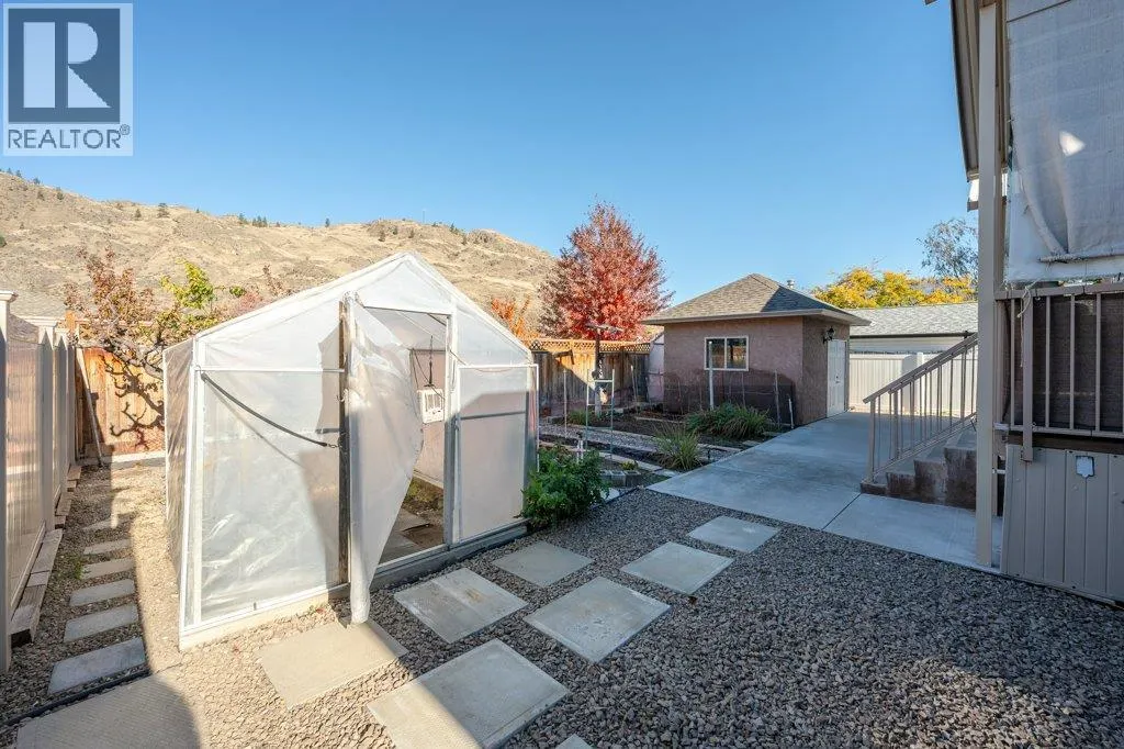 1124 Fairview Road